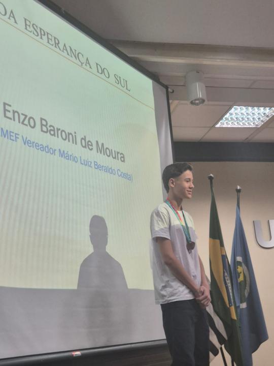 Foto 2 de 10 — Alunos de Boa Esperança do Sul são premiados por destaque em Olimpíada de Matemática